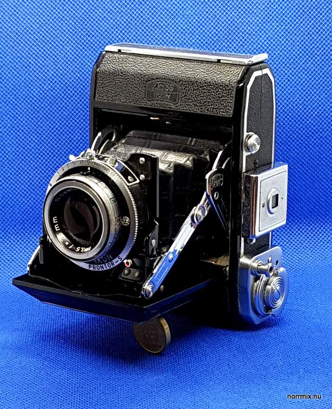 Zeiss..